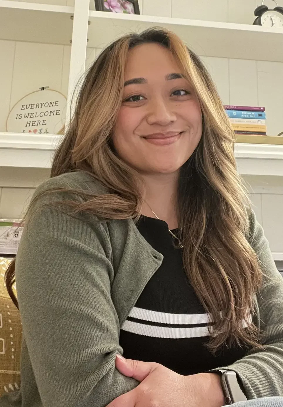 Victoria Thompson new headshot